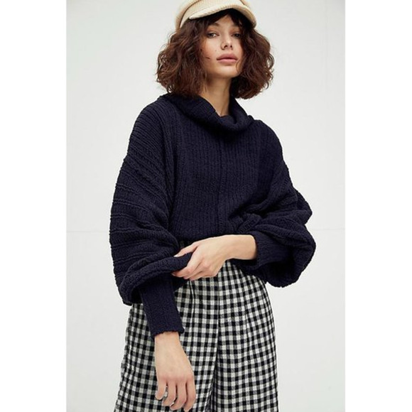 Free People Be Yours Cowl Neck Sweater Balloon Sleeve Chunky Boxy Cropped Black - Picture 2 of 14